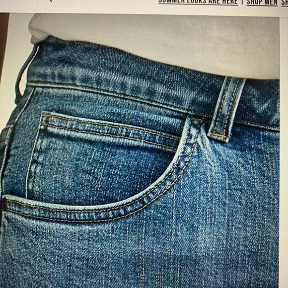 NWT ~ 20W - LEE  Legendary Flare Jeans - Mid Rise - Picture 15 of 16